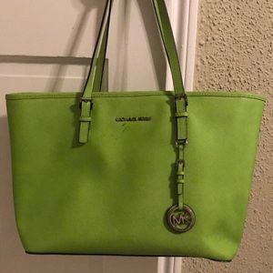 Micheal Kors bag